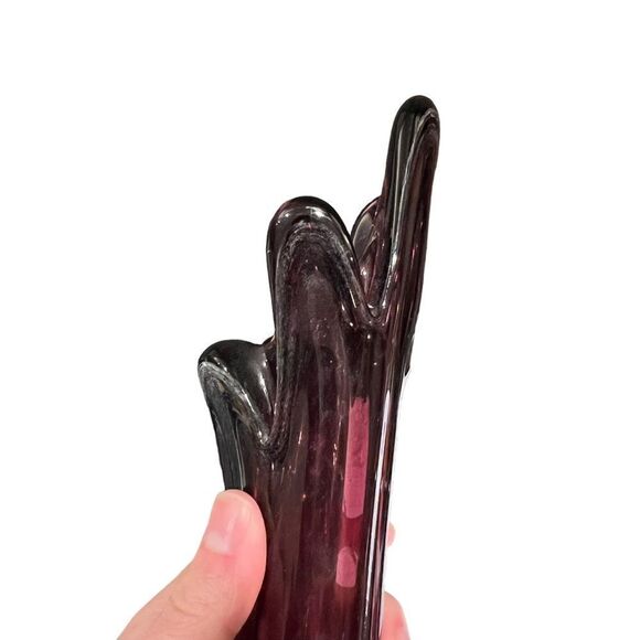 Purple small glass vase - Picture 4 of 6